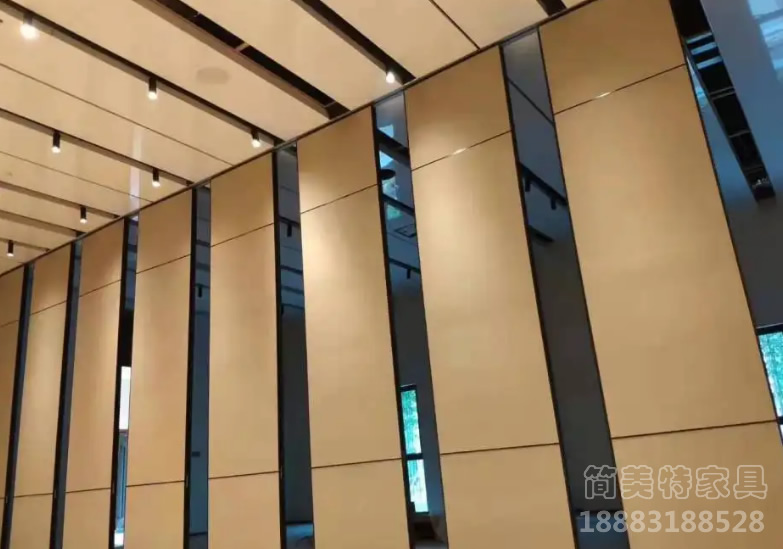 ���(d��ng)����һ